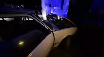 Hatay'da Tırla Çarpışan Fiat Tofaş'ta 2 Yaralı