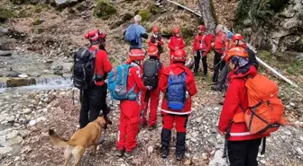 Pamukkale'de 6 Gündür Kayıp Dağcı İçin Arama Çalışmaları Devam Ediyor
