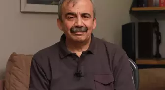 Sırrı Süreyya Önder, vasiyetini bir cenaze töreninde açıklamış