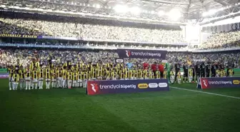 Trendyol Süper Lig: Fenerbahçe: 0 Beşiktaş: 0 (Maç devam ediyor)