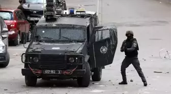 Nablus'ta Filistinliler ile İsrail Güçleri Arasında Çatışma