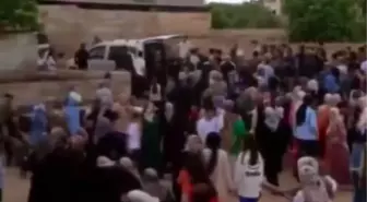 Düğünde Havaya Ateş Eden Şahıs Kuzenini Ağır Yaraladı