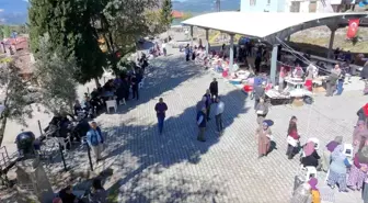 Balıkesir'de Hıdırellez Şenliği Coşkusu
