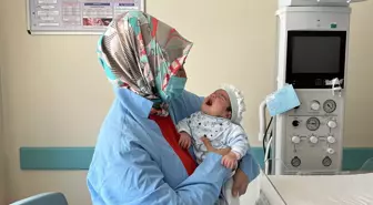 Kütahya'da Bebekteki Tümör Başarıyla Alındı