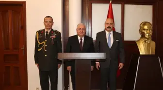 Milli Savunma Bakanı Yaşar Güler Kamerun'a Resmi Ziyarette Bulundu