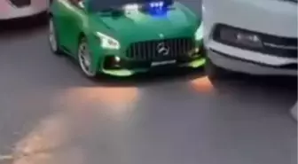 Mersin'de Akülü Araca Otomobil Çarptı