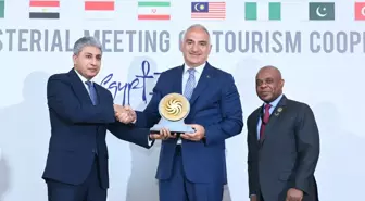 Antalya, 2025 Yılı D-8 Yılın Turizm Şehri Seçildi