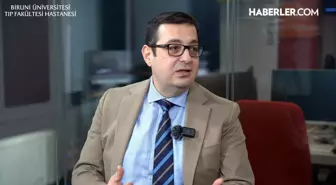 Doç. Dr. Özcan Kaya: Yüzme, skolyozun başlamasına veya ilerlemesine neden olabilir