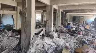 İsrail'in Gazze Saldırılarında Can Kaybı 52 Bin 615'e Ulaştı