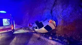 Erzincan'da Trafik Kazası: 2 Yaralı