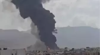 İsrail Ordusu Yemen'deki Sana Havalimanı'na Saldırı Düzenledi