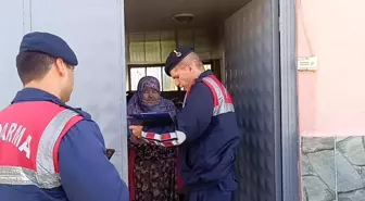 Bilecik Jandarması, Dolandırıcılığa Karşı Yaşlı Vatandaşları Uyarıyor