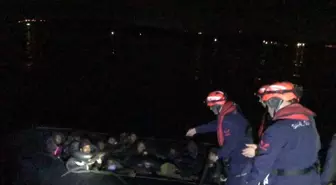 Çeşme Açıklarında 48 Düzensiz Göçmen Yakalandı