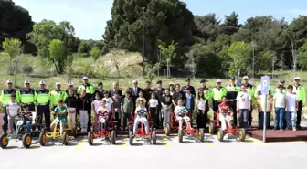 Çanakkale Valisi Trafik Haftası Etkinliklerine Katıldı