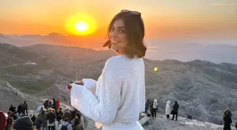Türk Hava Yolları Hostesi Kudret Giray, Doğum Gününü Nemrut Dağı'nda Kutladı