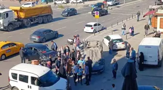 Pendik'te Kırmızı Işık İhlali Sonucu Kaza: 5 Yaralı