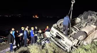 Hatay'da Tır Kazası: 1 Ölü, 1 Yaralı
