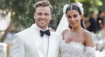 Zeynep Mayruk ve Tolga Sarıtaş bebeklerinin cinsiyetini açıkladı