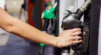 AKARYAKIT FİYATLARI 7 MAYIS 2025: Akaryakıt, benzin, motorin, LPG fiyatları ne kadar, düştü mü? İstanbul, Ankara, İzmir güncel akaryakıt fiyatları!