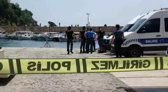 Antalya'da Lara Sahili'nde Cansız Bedeni Bulundu