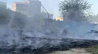 İstanbul Arnavutköy'de Fabrika Yangını Paniğe Neden Oldu