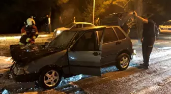 Ayvalık'ta Park Halindeki Araçta Yangın Çıktı