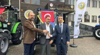 Tosya'da Çiftçilere Hibe ve Faizsiz Kredi ile Traktör Dağıtımı
