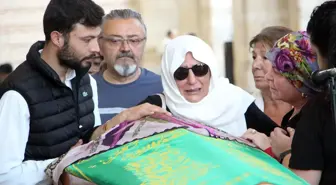 Eski Eşi Tarafından Öldürülen Bahar Aksu'nun Cenazesi Edirne'de Toprağa Verildi