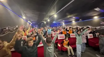 Gezen Sinema TIR'ı 895 Bin Seyirciyi Sinema ile Buluşturdu