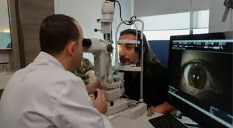 Gözlükten Kurtulan Uçak Teknisyeni Akıllı Mercek Ameliyatıyla Sağlığına Kavuştu