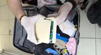 Samsun'da Jandarma, Uyuşturucu Maddeyle Yakalanan Şahısı Gözaltına Aldı