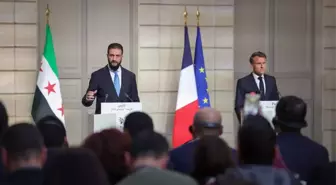 Macron'dan Suriye'ye Yönelik Yaptırımları Kaldırma Çağrısı