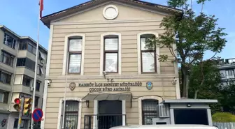 Kadıköy'de Bıçakla Öldürülen Genç İçin İki Şüpheli Adliyeye Sevk Edildi