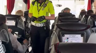 Denizli'de Trafik Haftası Kapsamında Emniyet Kemeri Bilgilendirmesi