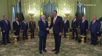 Putin ve Maduro, Kremlin'de Bir Araya Geldi