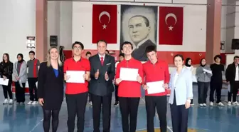Bozüyük'te Liseler Arası Kültür ve Aktüalite Yarışması Heyecanı