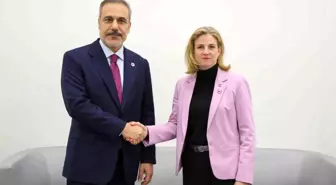 Hakan Fidan, Avusturya Dışişleri Bakanı ile Görüştü