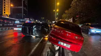 Esenyurt'ta Üç Araçlı Kaza: İki Yaralı