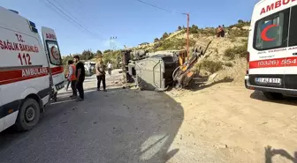 Hatay'da Kepçe ile Hafriyat Kamyonu Çarpıştı: 3 Yaralı