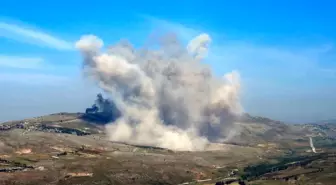 İsrail'in Nebatiye'ye Hava Saldırısında 1 Ölü, 8 Yaralı