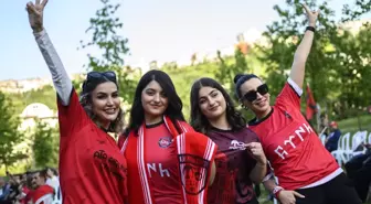 İstanbul'da coşkulu şampiyonluk kutlaması! Ama bu kez Türk takımı değil