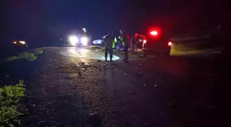 Kars'ta Trafik Kazası: 1 Ölü, 4 Yaralı