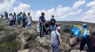 Niğde'de öğrenciler gençlik yürüyüşü yaptı