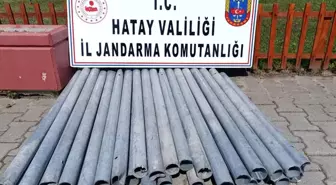 Hatay'da Otoyol Kenarındaki Demir Çit Direkleri Çalındı, 2 Kişi Tutuklandı