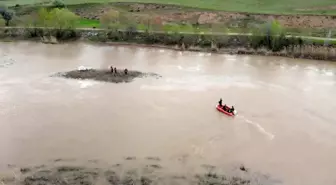 Sivas'ta Kızılırmak'ta Arama Kurtarma Tatbikatı Gerçekleştirildi