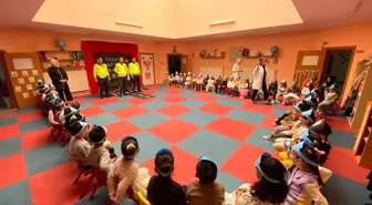 Tercan'da Trafik Haftası Etkinlikleri Miniklere Tanıtıldı