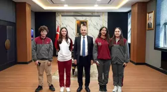 Çanakkale'de Trafik Konulu Resim Yarışması Dereceye Giren Öğrenciler Ödüllendirildi