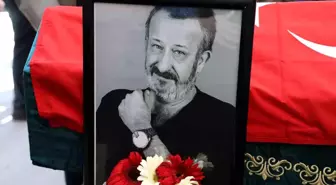 Usta Sanatçı Naşit Özcan Son Yolculuğuna Uğurlandı