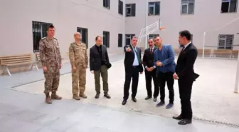 Bayburt Valisi Eldivan, Geri Gönderme Merkezi'ni Ziyaret Etti