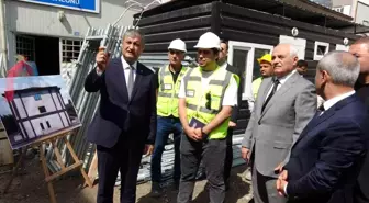 Karabük Valisi Yavuz, Hayırsever Yapımı Okulları İnceledi